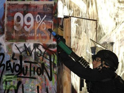 Lurking within tent: Undercover cops in Occupy LA camp prior to raid