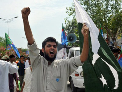 Gays, drones, vaccines and nukes in widening US-Pakistan split