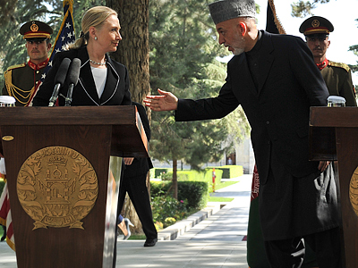 Clinton makes surprise visit to Kabul, declares Afghanistan 'major non-NATO ally'