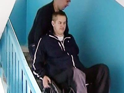 Discriminating doormen: Nightclub bars entry to man in wheelchair