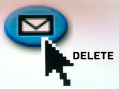 White House dragging its feet on missing e-mails