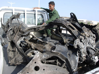 Al-Qaeda terrorist attack outside Yemeni presidential palace kills at least 26