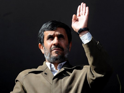 Ahmadinejad slams Russia for selling out to “Satan”