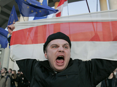 Belarus opposition fail to find common ground ahead of race for presidency