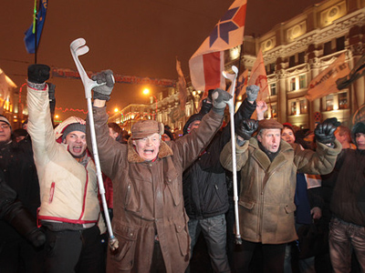 Belarusian students expelled for anti-government protests