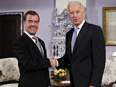 Biden, Medvedev talk politics and economics