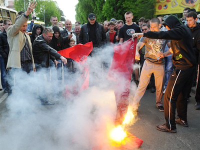 Russia blasts Ukraine nationalist riots on Victory Day