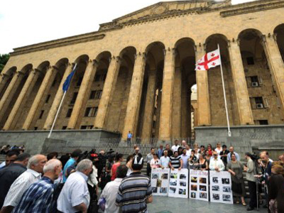 Georgian opposition ready to struggle Saakashvili