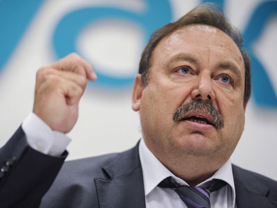 Russian Prosecutor General seeks opposition deputy's early resignation