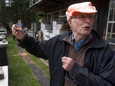Canadian beekeeper must face trial for Nazi crimes – rights activists