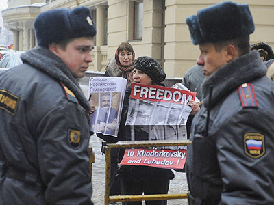 US, EU attempt to put pressure on court in Khodorkovsky case