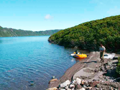 Tokyo angered by Japanese visiting disputed Kuril Islands