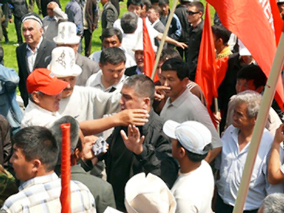 Kyrgyzstan to hold presidential election in fall 2011