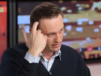Protest leader Navalny faces new embezzlement charges