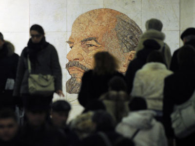 Grave gamble: Digging deep for Lenin burial bets