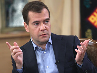 Medvedev on defense offensive