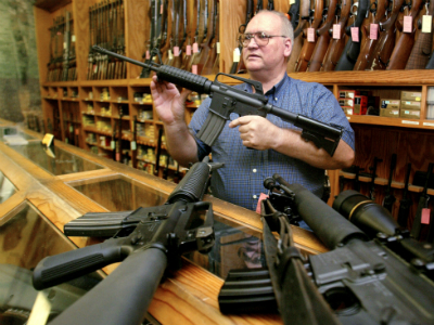 Medvedev upholds Russian arms ban after US school massacre