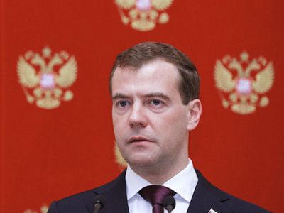 Medvedev makes unannounced visit to terror-stricken Caucasus