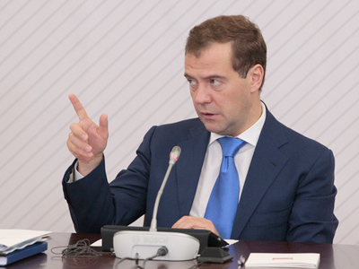 Medvedev notes points of progress, shortcomings in modernizing healthcare