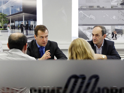 Medvedev ready to head political party in future