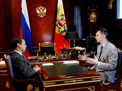 Medvedev supports Prokhorov as head of Right Cause