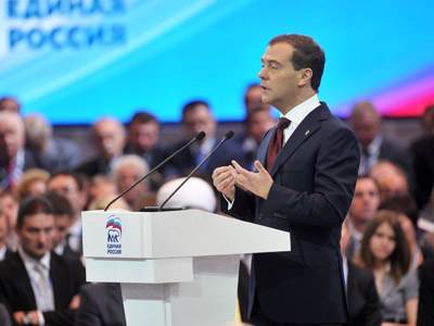 Medvedev occupies Putin's chair in United Russia