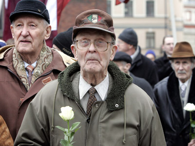 Moscow slams Latvian ‘bow’ to Nazi veterans