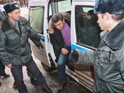 Public verdict: Nemtsov did not swear at police