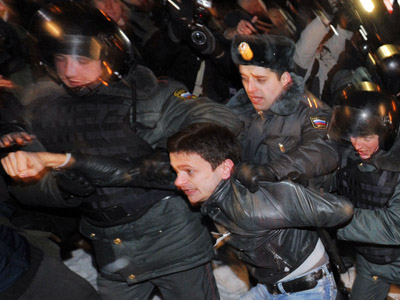 Opposition at odds over protest methods