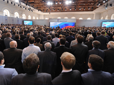 United Russia borrows Soviet idea, plans opening party schools