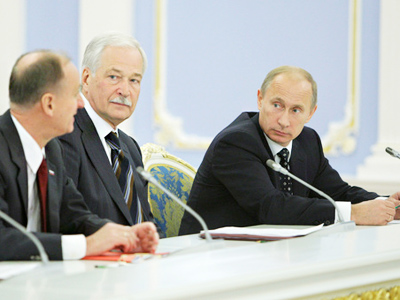 Putin’s warning does not stop presidential election talk