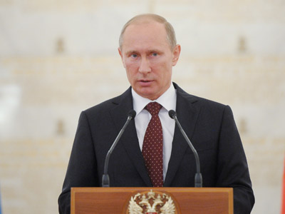 Putin signs controversial 'foreign agents' bill