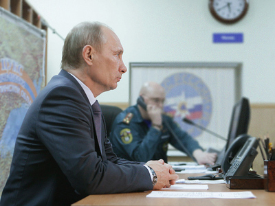 Putin in Sakhalin to discuss energy, aid to Japan