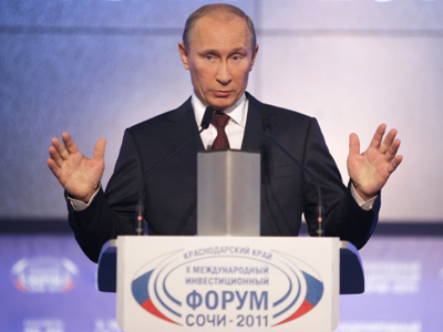 Putin warns on debt crisis in US and Europe