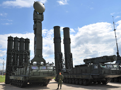 Putin pushes nuclear, space defense reform