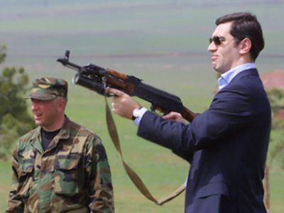 Rebel Georgian minister going home to oust president