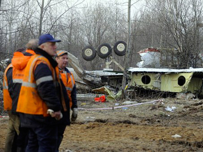 Poland uses theories in plane crash probe - Russia