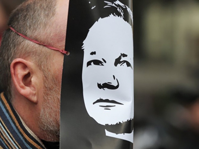 Nobel Prize could protect WikiLeaks founder - Kremlin source