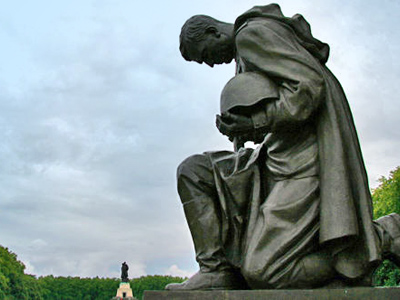 Defense Ministry steps up work to commemorate soldiers who fell abroad
