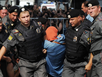Russian society divided on Pussy Riot trial