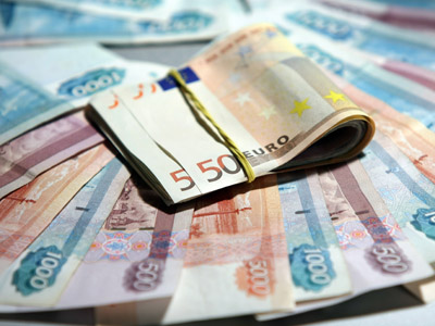 Russian MP suggests ban on foreign currency transactions