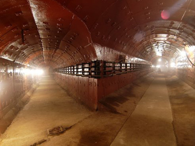 Cold War bunker nurtures new cyber-warriors