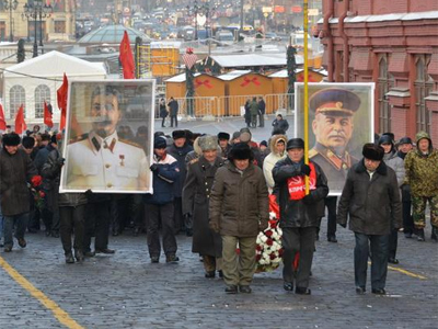 Red flowers for Stalin’s birthday