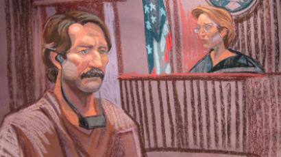 This courtroom sketch shows Viktor Bout(L) at Federal court with Judge Shira Scheindlin on November 17, 2010 in New York (AFP Photo/Christine Cornell)