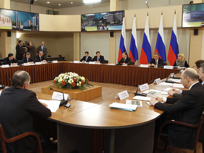 Medvedev insists government tackle unemployment better