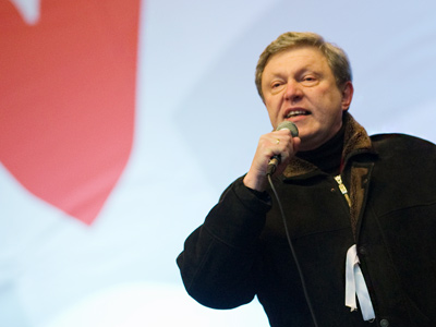 Court throws out Yabloko election fraud suit