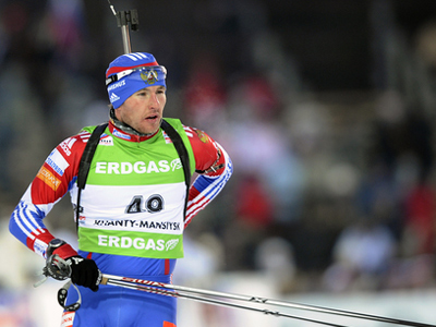 Maksimov brings Russia first medal at biathlon Worlds