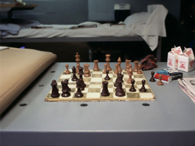 Former chess world champ to play convicts