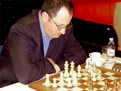 Israeli grandmaster Gelfand to challenge champion Anand in 2012