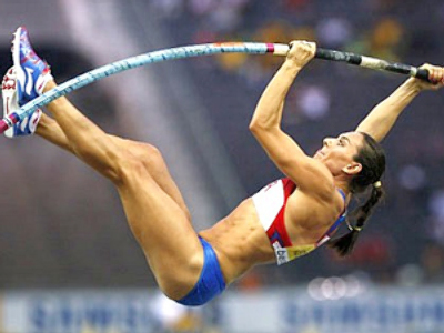 Pole vault queen Isinbayeva set to return after year-long hiatus